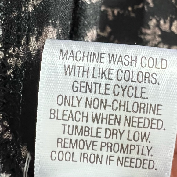 NWT- ELLE LA BELLE VOYAGE DRESS - Picture 7 of 7